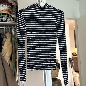 La ligne long sleeve XS